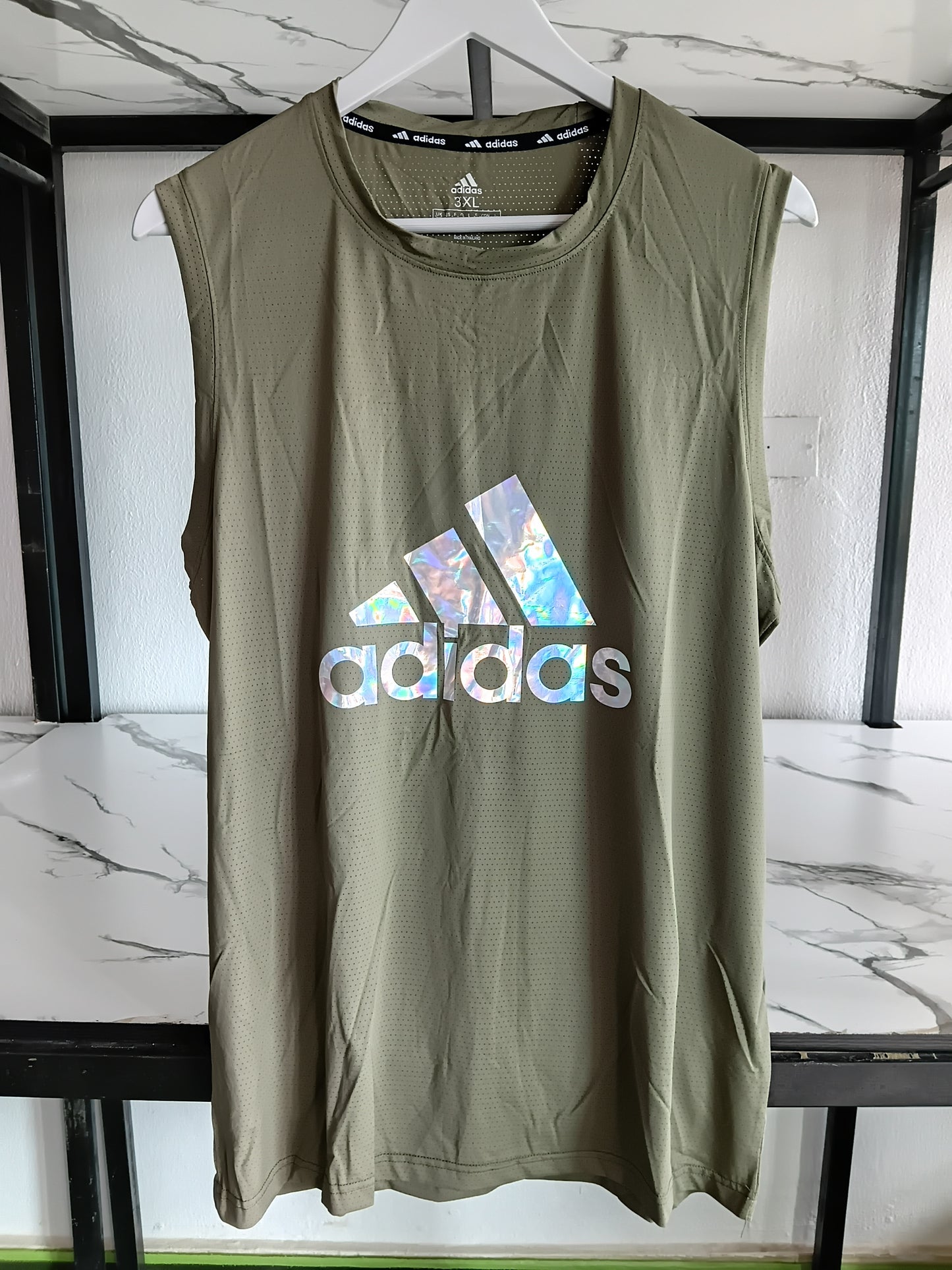 Sleeveless Tops