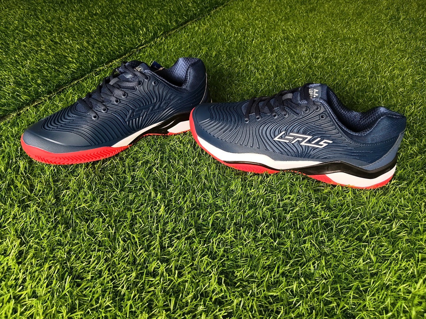 Lefus Lawn Tennis Shoes