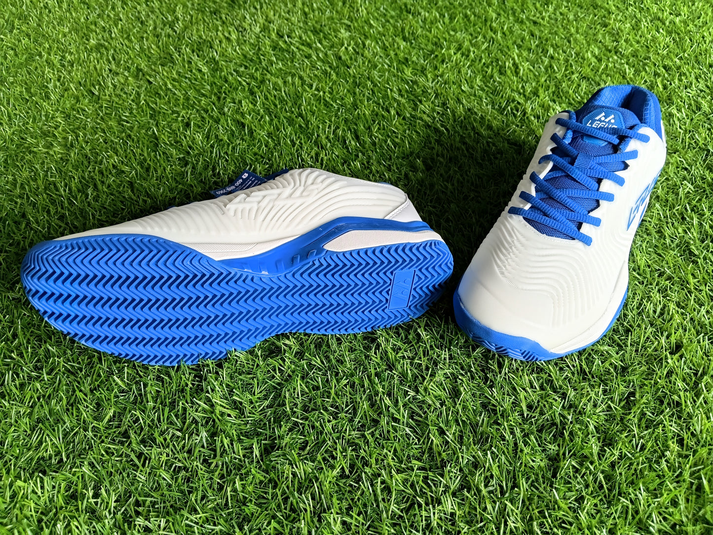Lefus Tennis Shoes