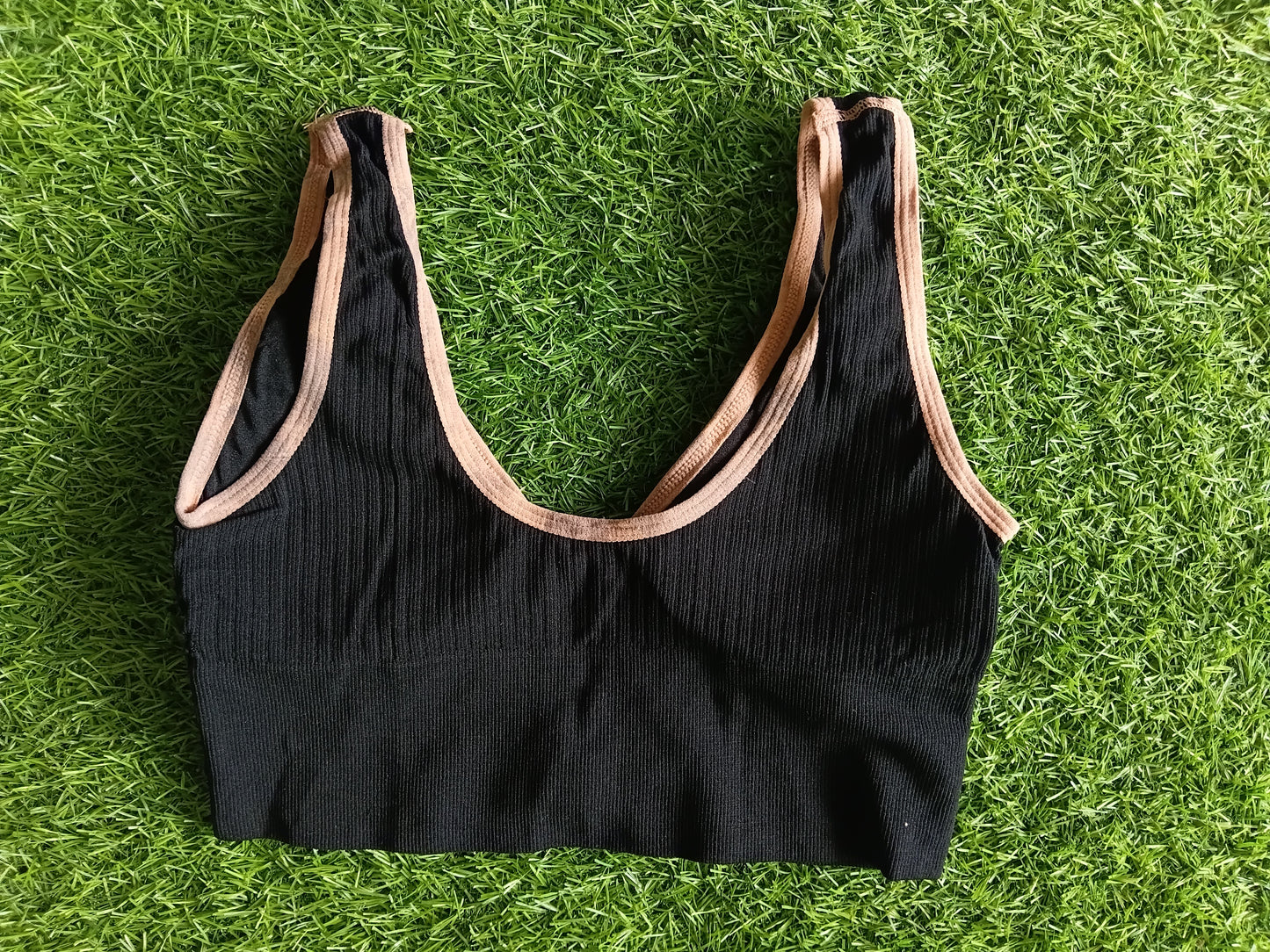 Half-cut with a front zip