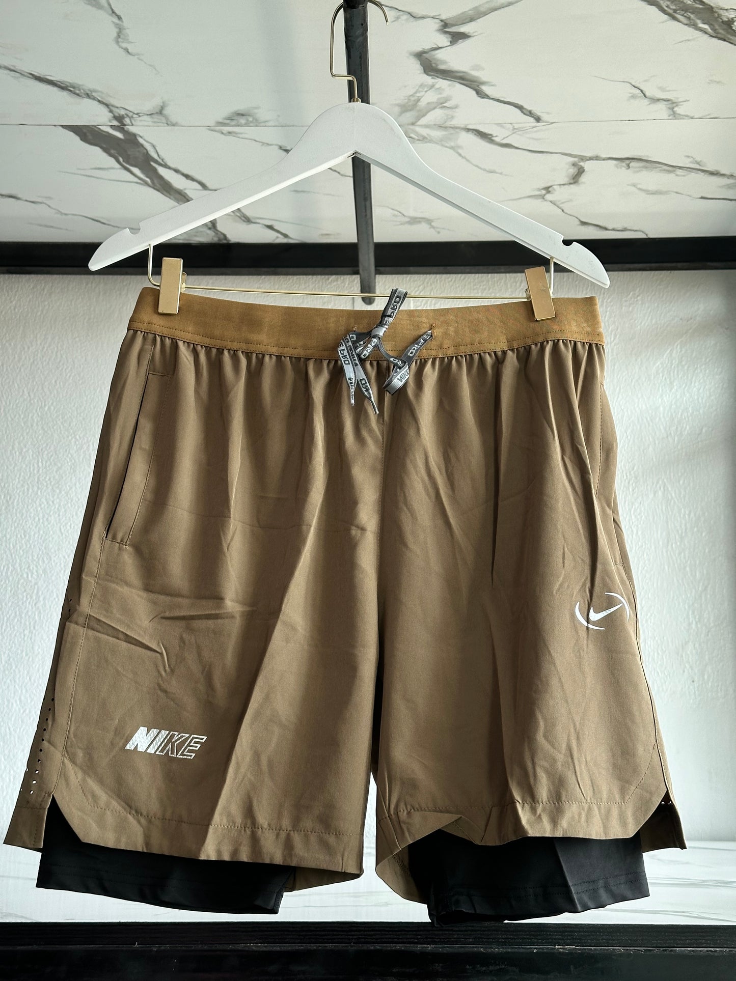 Shorts with short tight